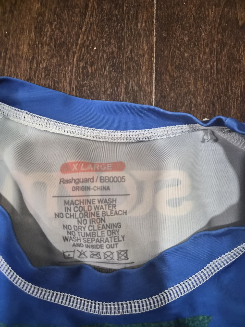 Storm- X-Large Blue Rashguard Top - Picture 2 of 3